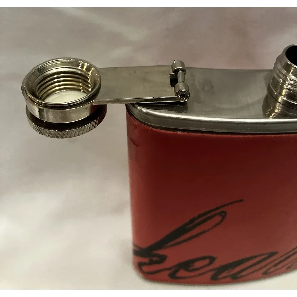 Red Faux Leather Wrap Heart Design 6oz Stainless Steel Hip Flask Pocket Purse